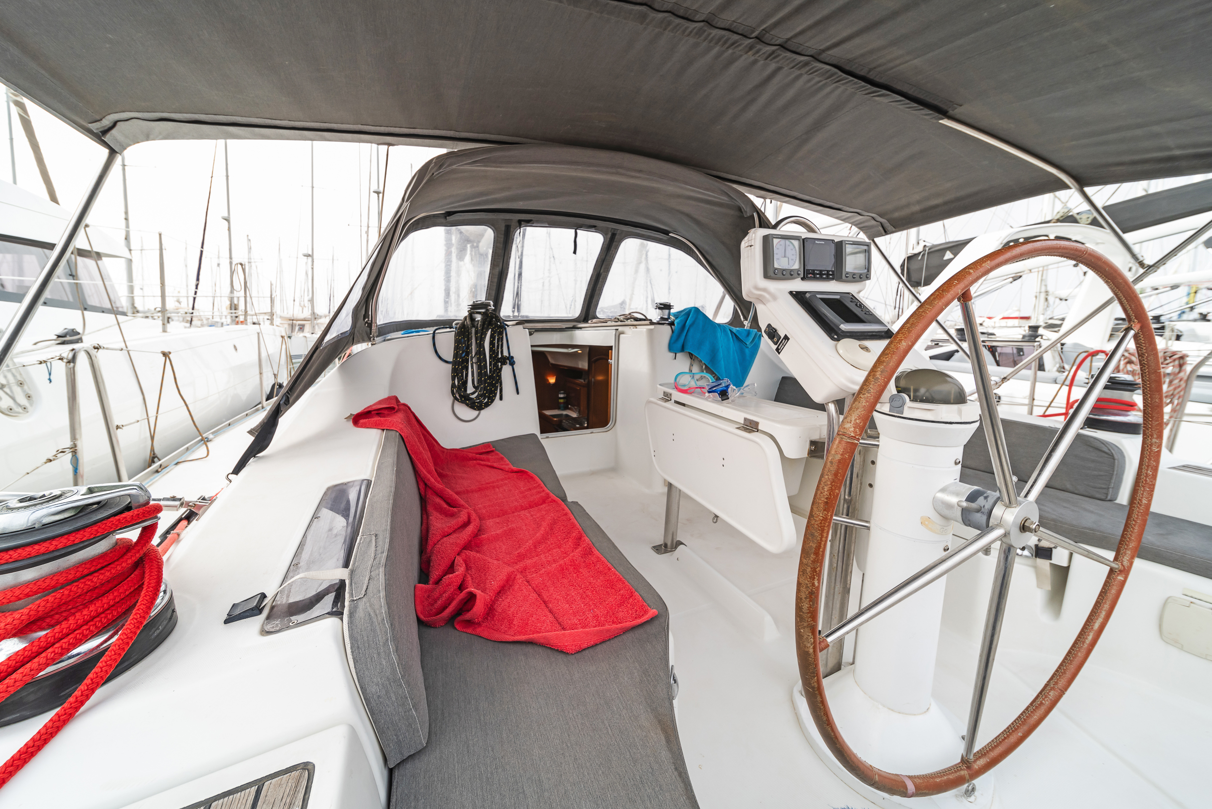 Photo #10 - Oceanis 393 (Milica) in Kos - 6377