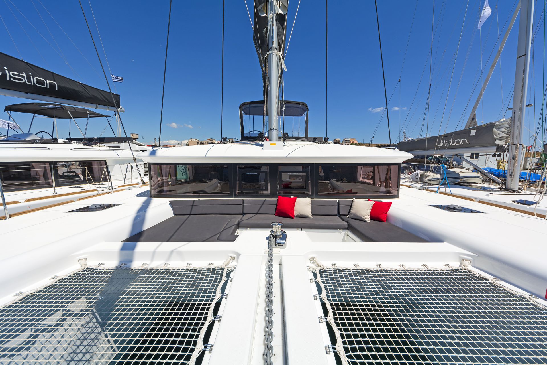 Photo #4 - Lagoon 450 Fly & GEN (Thetis) en Rodas - 10178