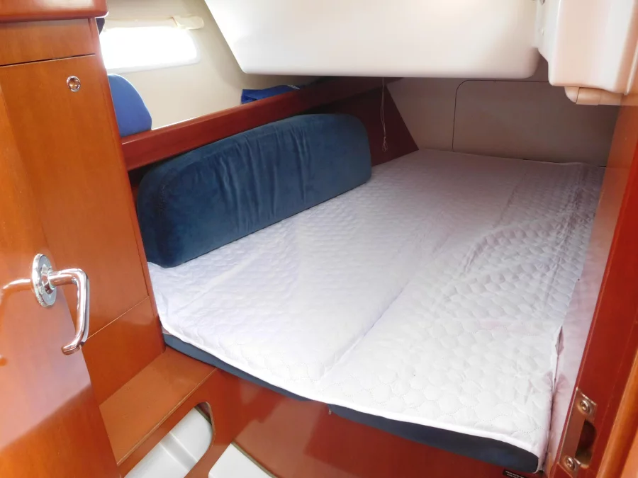 Oceanis 393 Clipper (Holy Diver)  - 6