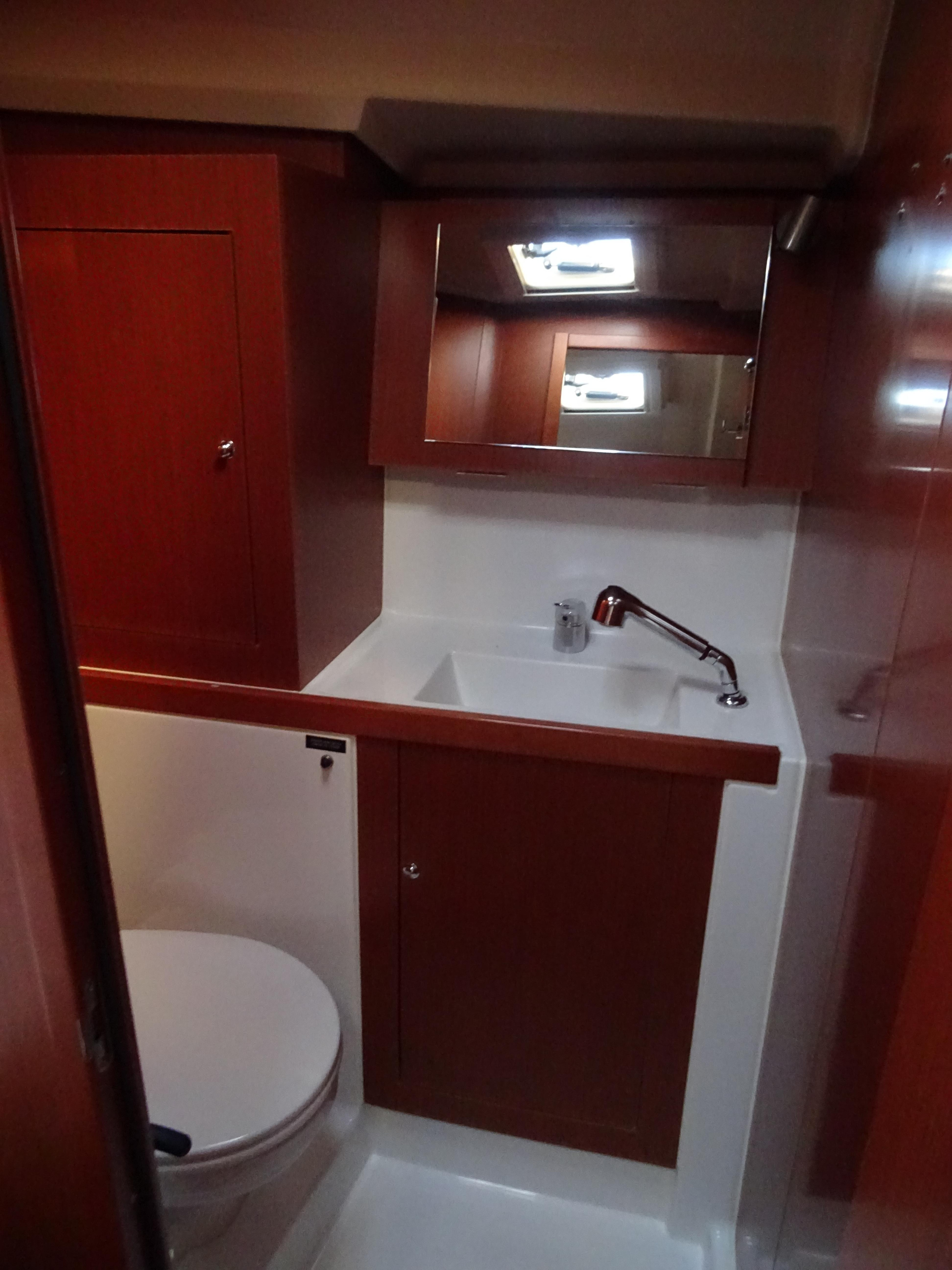 Photo #3 - Oceanis 41.1 (Ariadne) in Atene - 9494