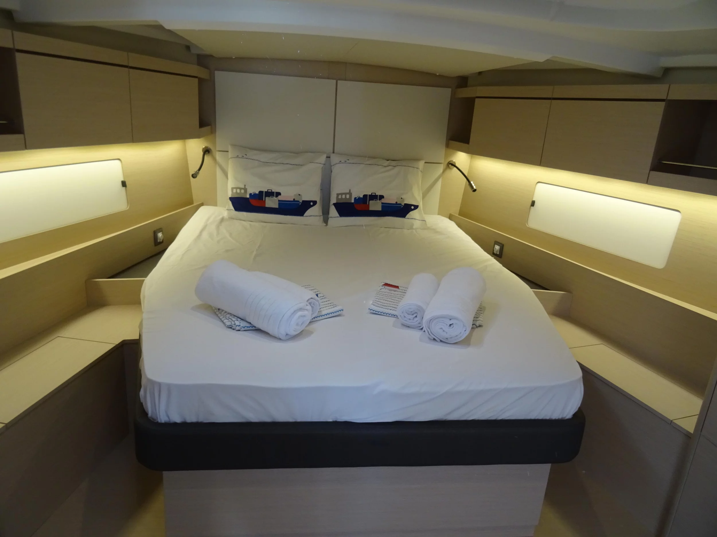 Oceanis 46.1 (Gwennili/Owners Version)  - 10