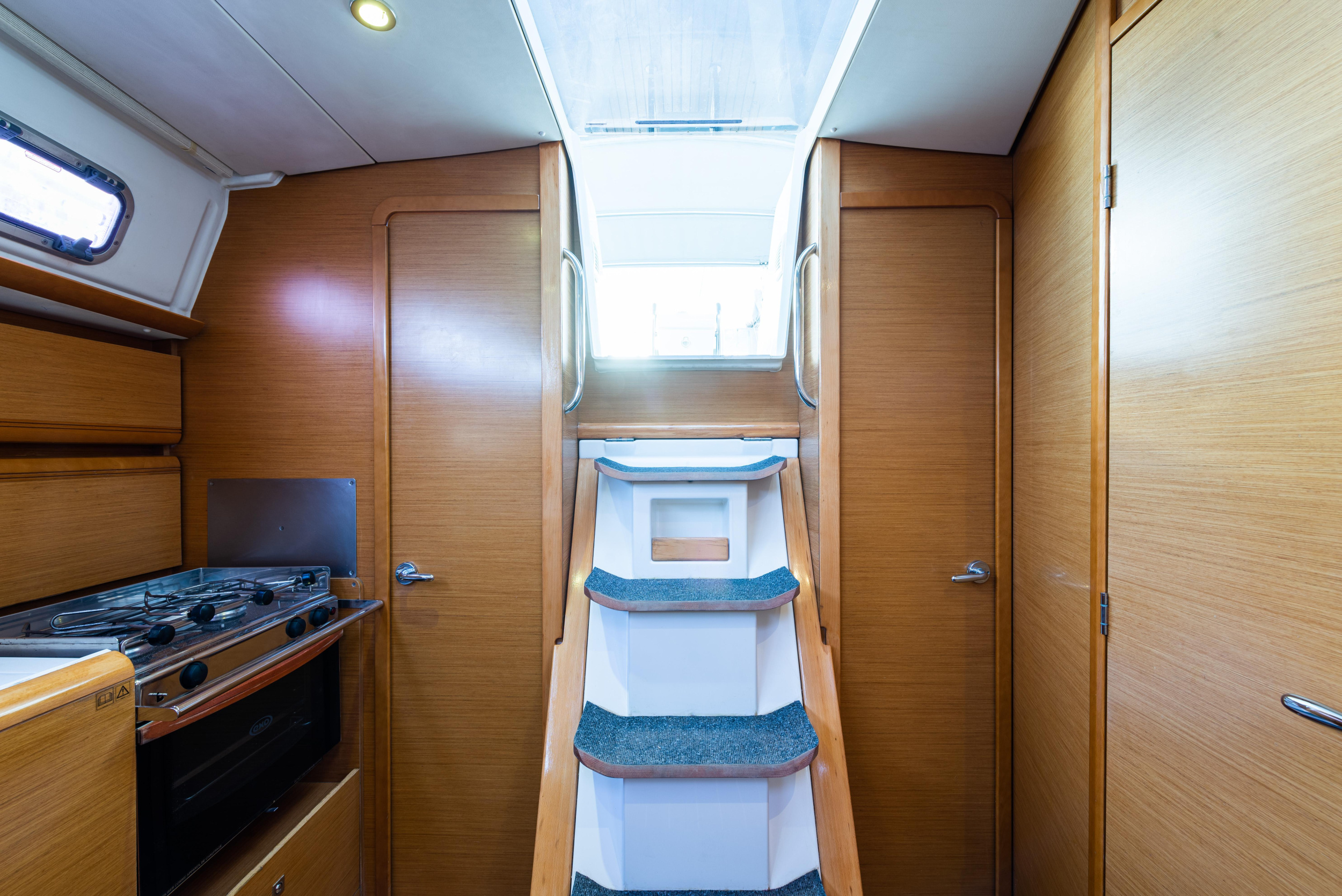 Photo #12 - Jeanneau Sun Odyssey 379 (Amor Fati) in Lefkada - 21847