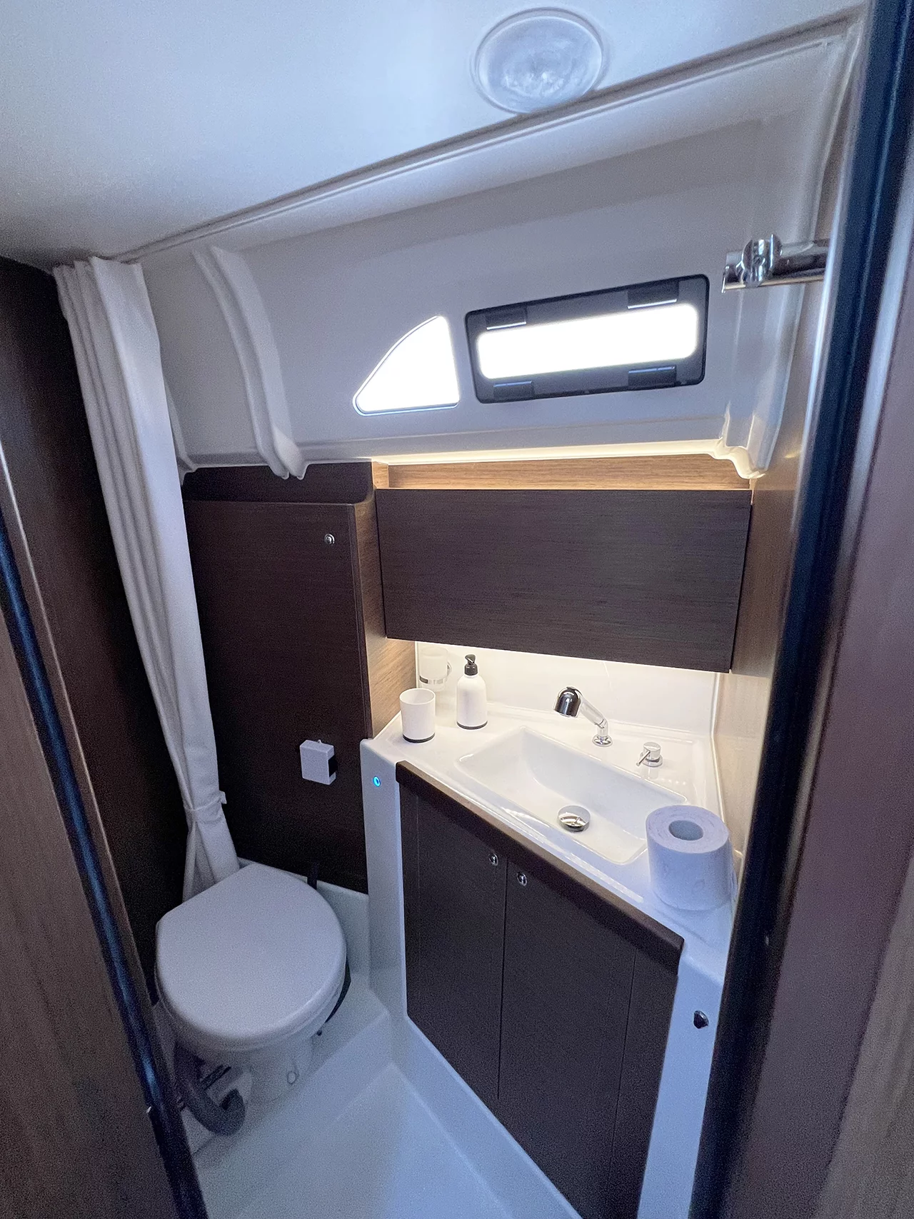 Oceanis 40.1 (ESCAPE)  - 15