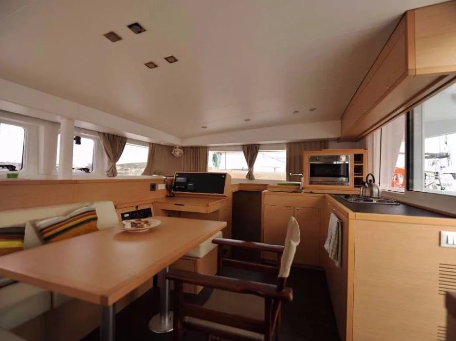 Lagoon 400 S2 (Ipanema) Interior image - 1
