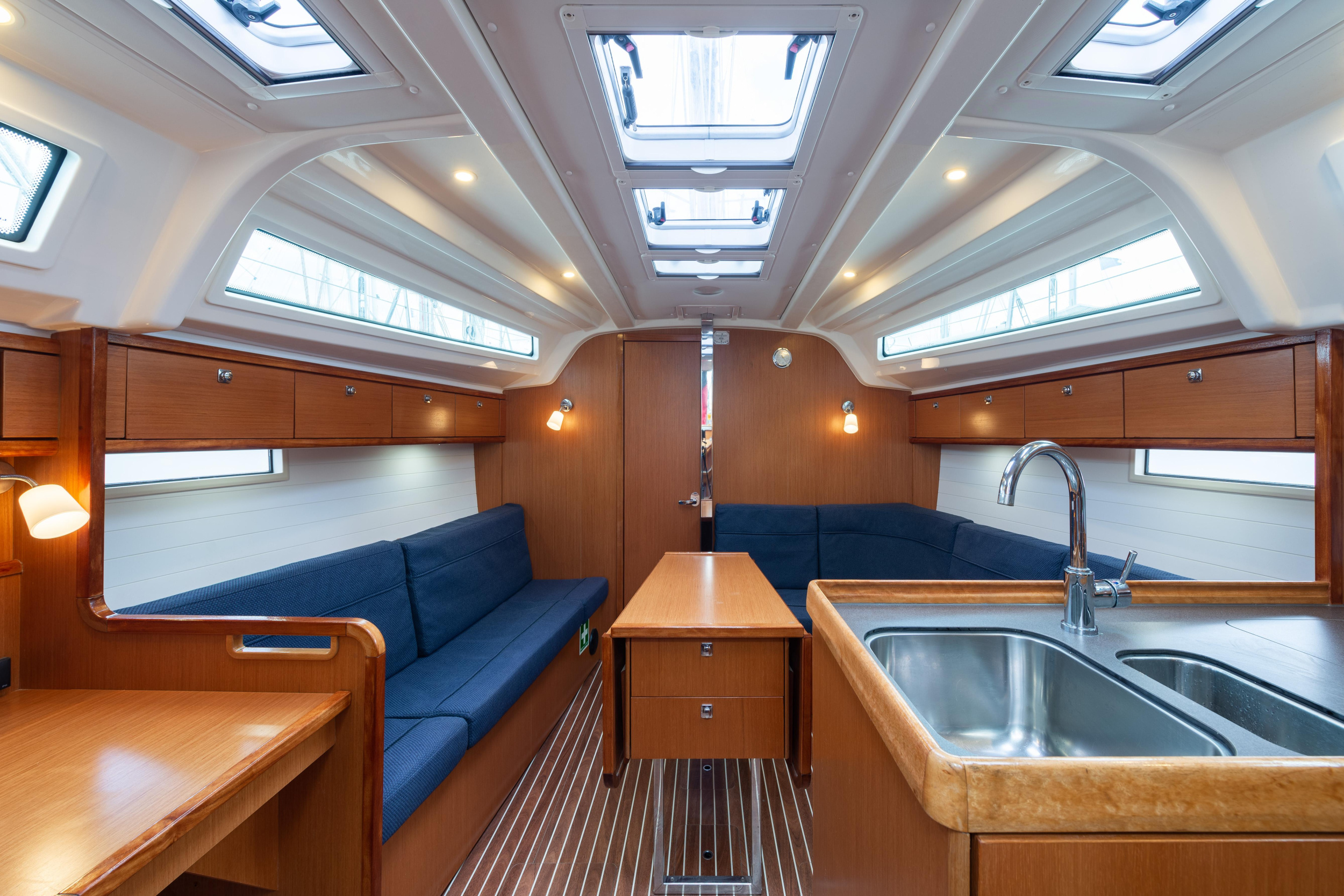 Photo #20 - Bavaria 37 (Jack Of London) in Nea Peramos - 18126