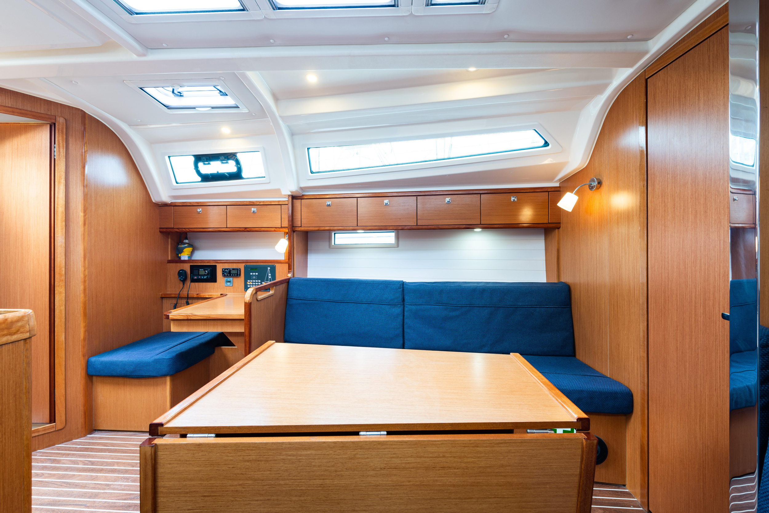 Photo #22 - Bavaria 37 (Jack Of London) in Nea Peramos - 18126