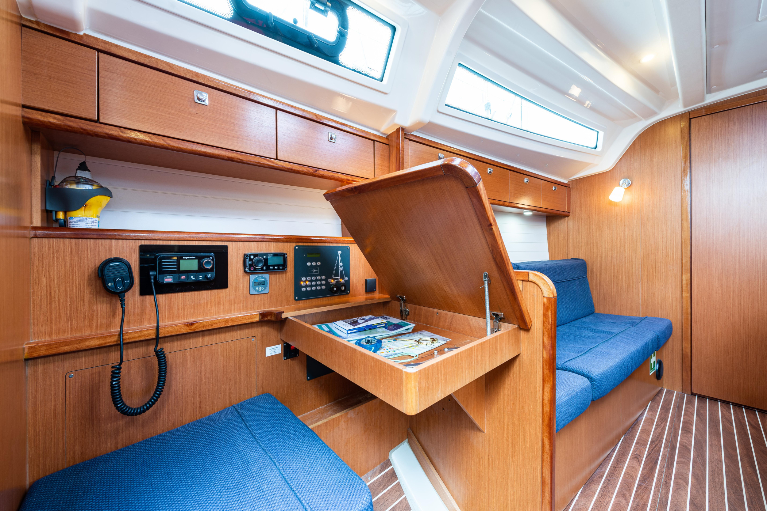 Photo #15 - Bavaria 37 (Jack Of London) in Nea Peramos - 18126