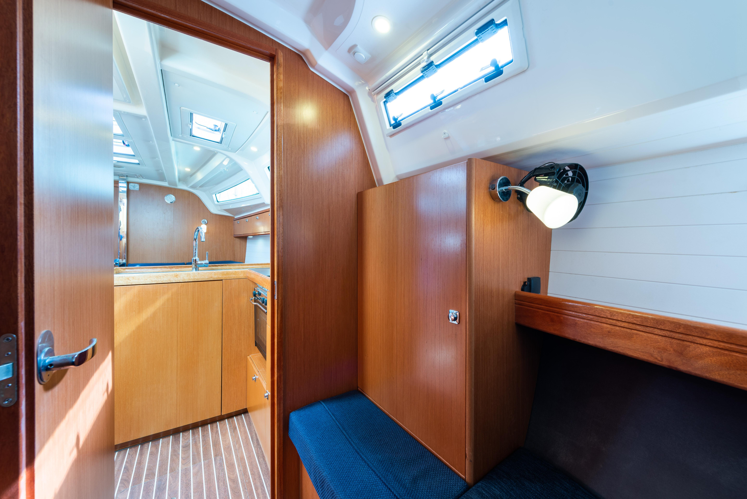 Photo #17 - Bavaria 37 (Jack Of London) in Nea Peramos - 18126