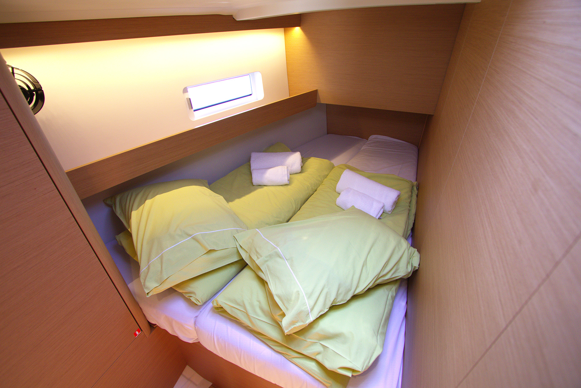 Photo #4 - Sun Odyssey 490 (Menelaos) en Lavrion - 22130