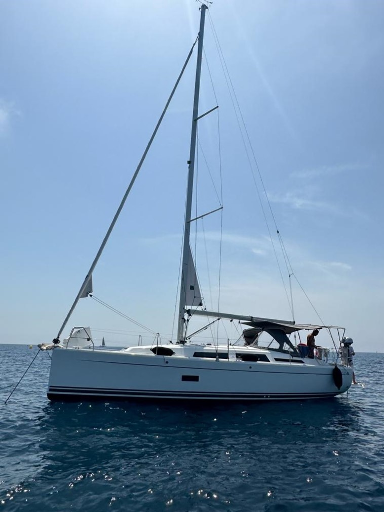 Photo #4 - Hanse 348 (URSA) in Saint Tropez - 18558