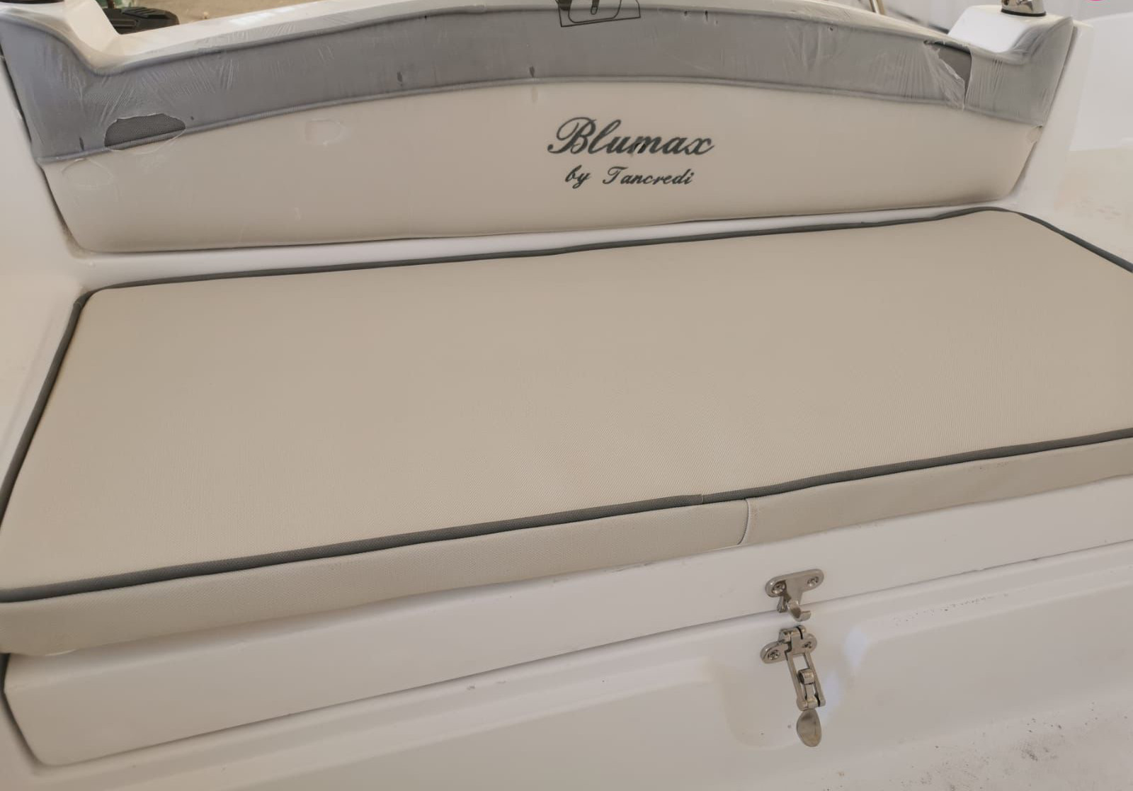Photo #4 - Blumax 19 Pro (Beaje - Diva) in Livorno - 22678