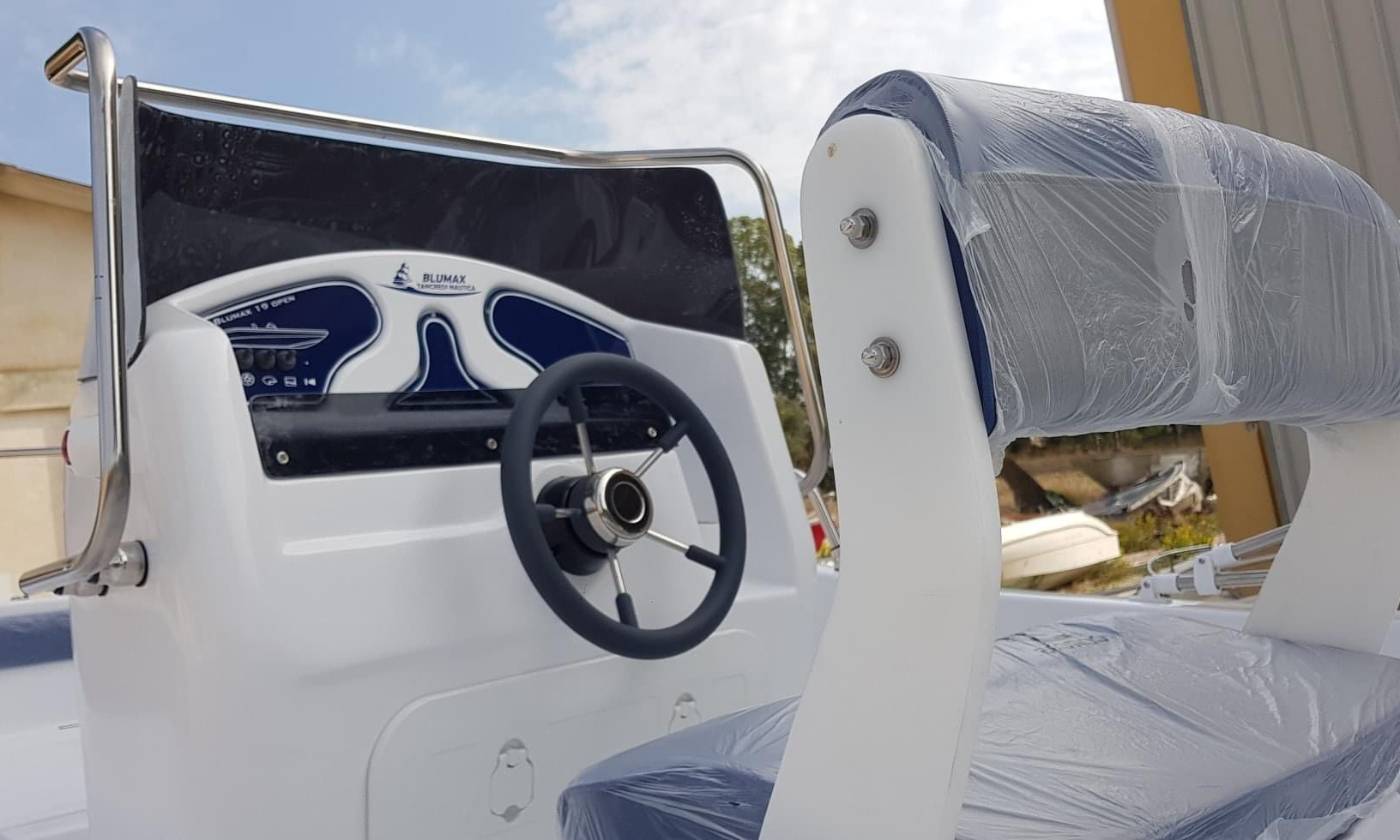Photo #2 - Blumax 19 Pro (Dory - Blue) en Livorno - 22679