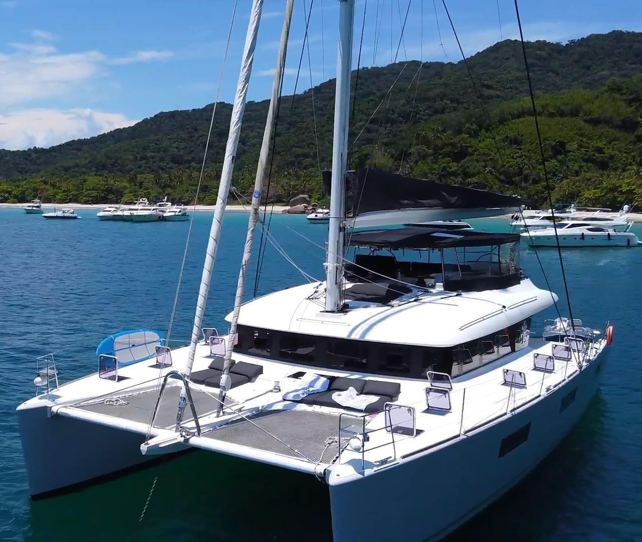 Photo #7 - Lagoon 620 (La Joya) in Angra dos Reis - 22680