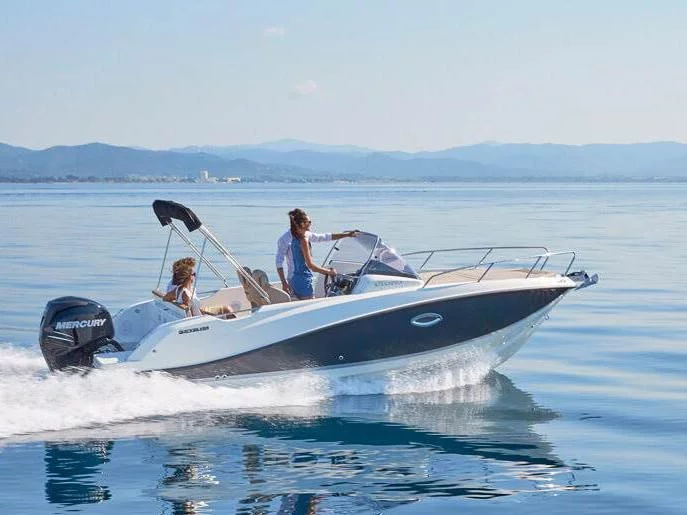 Quicksilver Activ 675 Sundeck (Quicksilever 675) Plan image - 1