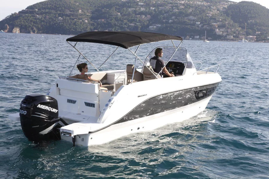 Quicksilver 805 Sundeck (Quicksilver 805)  - 2