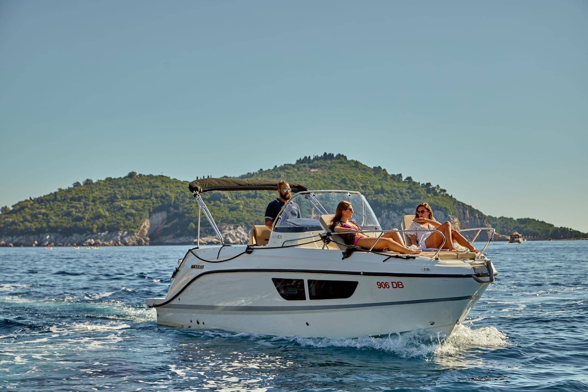 Photo #9 - Quicksilver 805 Sundeck (Quicksilver 805) en Dubrovnik - 22699