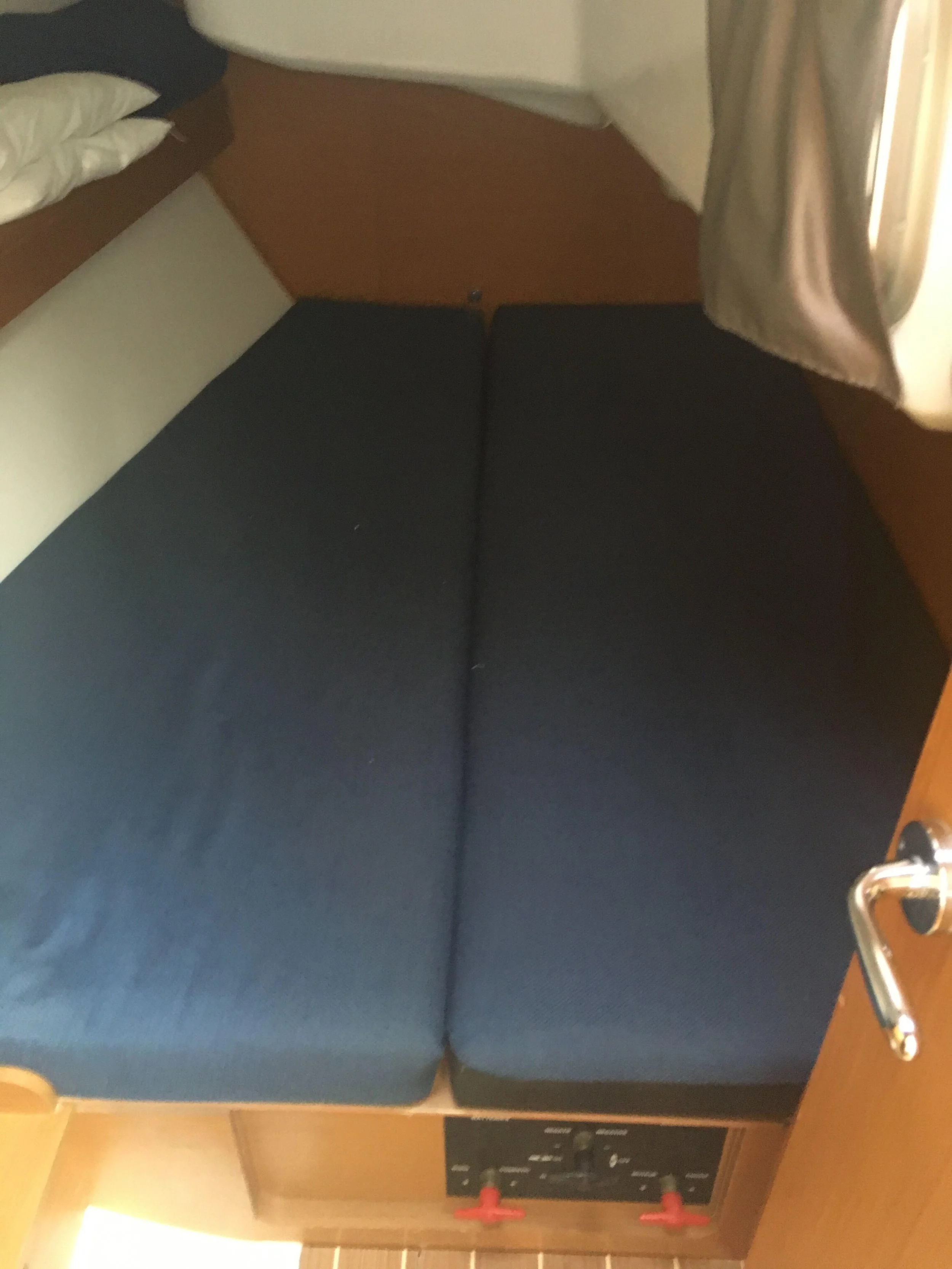 Sun Odyssey 36i (El Greco)  - 9