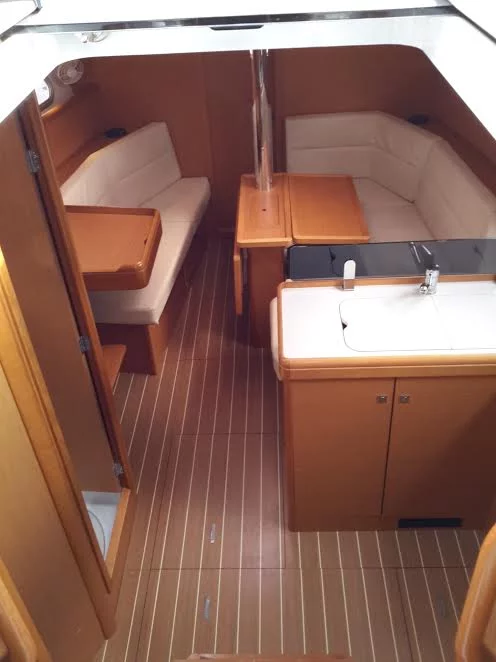 Sun Odyssey 36i (El Greco)  - 6
