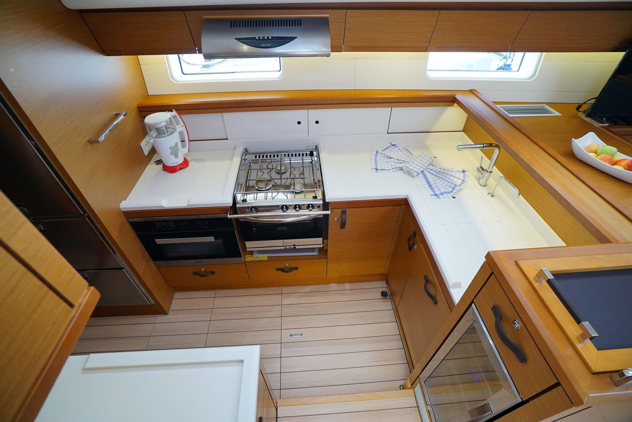 Photo #27 - Jeanneau 64 (Freedom) in Marmaris - 4302