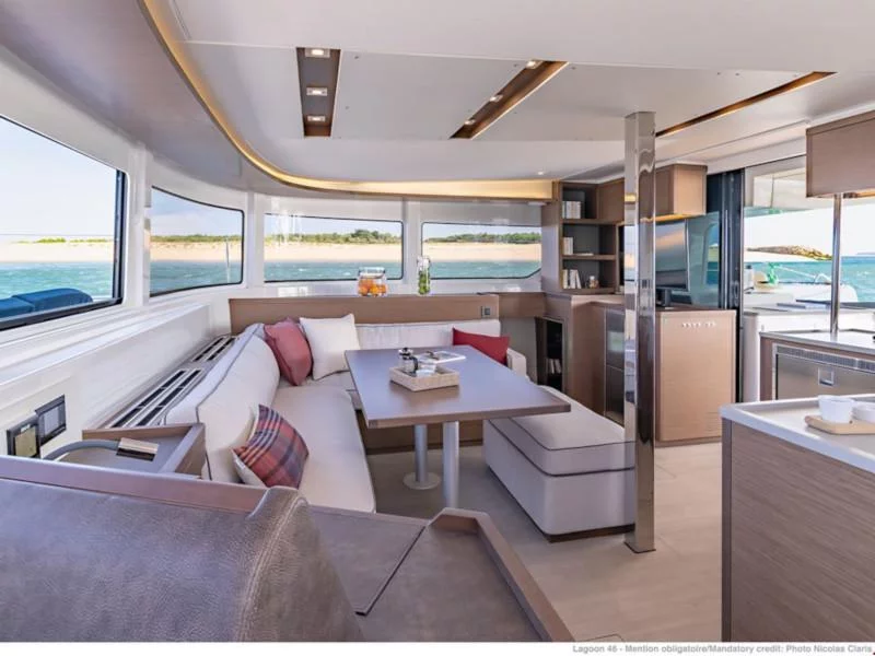Lagoon 46 (HERMES (generator, air condition, water maker, 2 SUP free of charge)) Interior image - 8