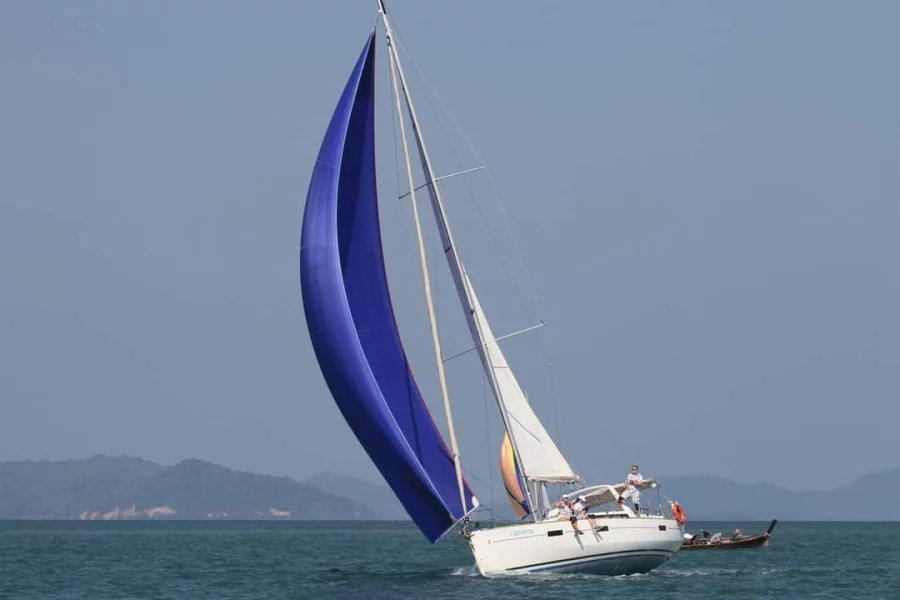 Oceanis 45 (Gloria)  - 1