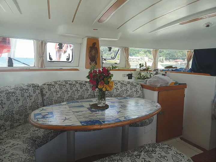 Photo #6 - Lagoon 380 (Sea Spirit Nosy Be) in Nosy Be - 21966