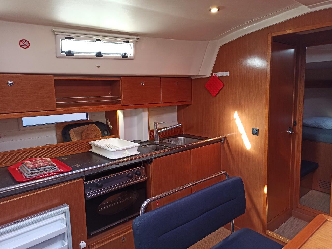 Photo #18 - Bavaria 45 Cruiser (Saffron) en Lefkada - 22758