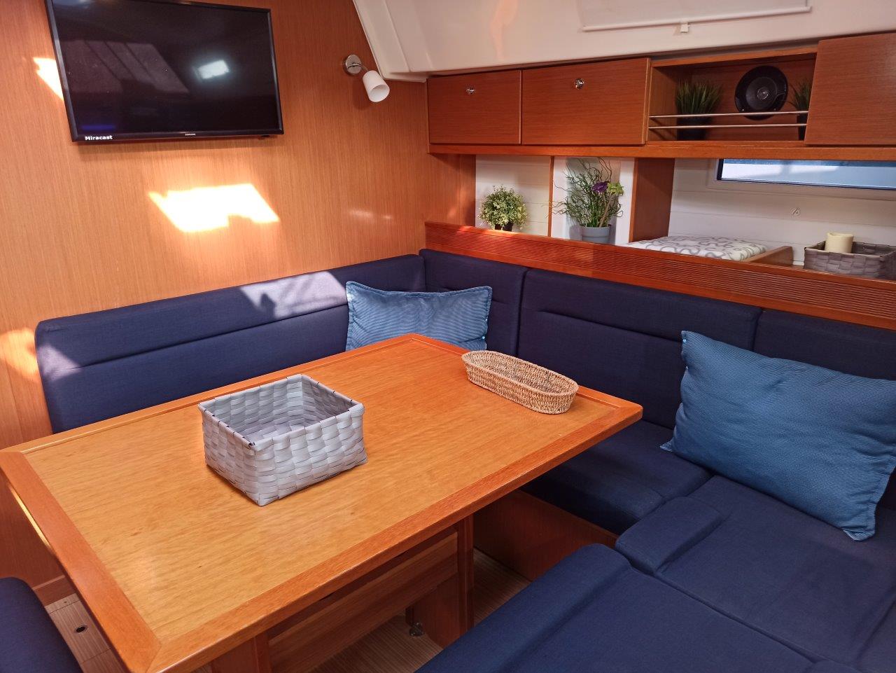Photo #15 - Bavaria 45 Cruiser (Saffron) en Lefkada - 22758