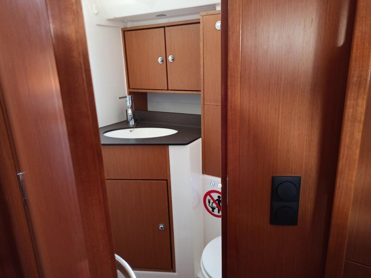 Photo #34 - Bavaria 45 Cruiser (Saffron) en Lefkada - 22758