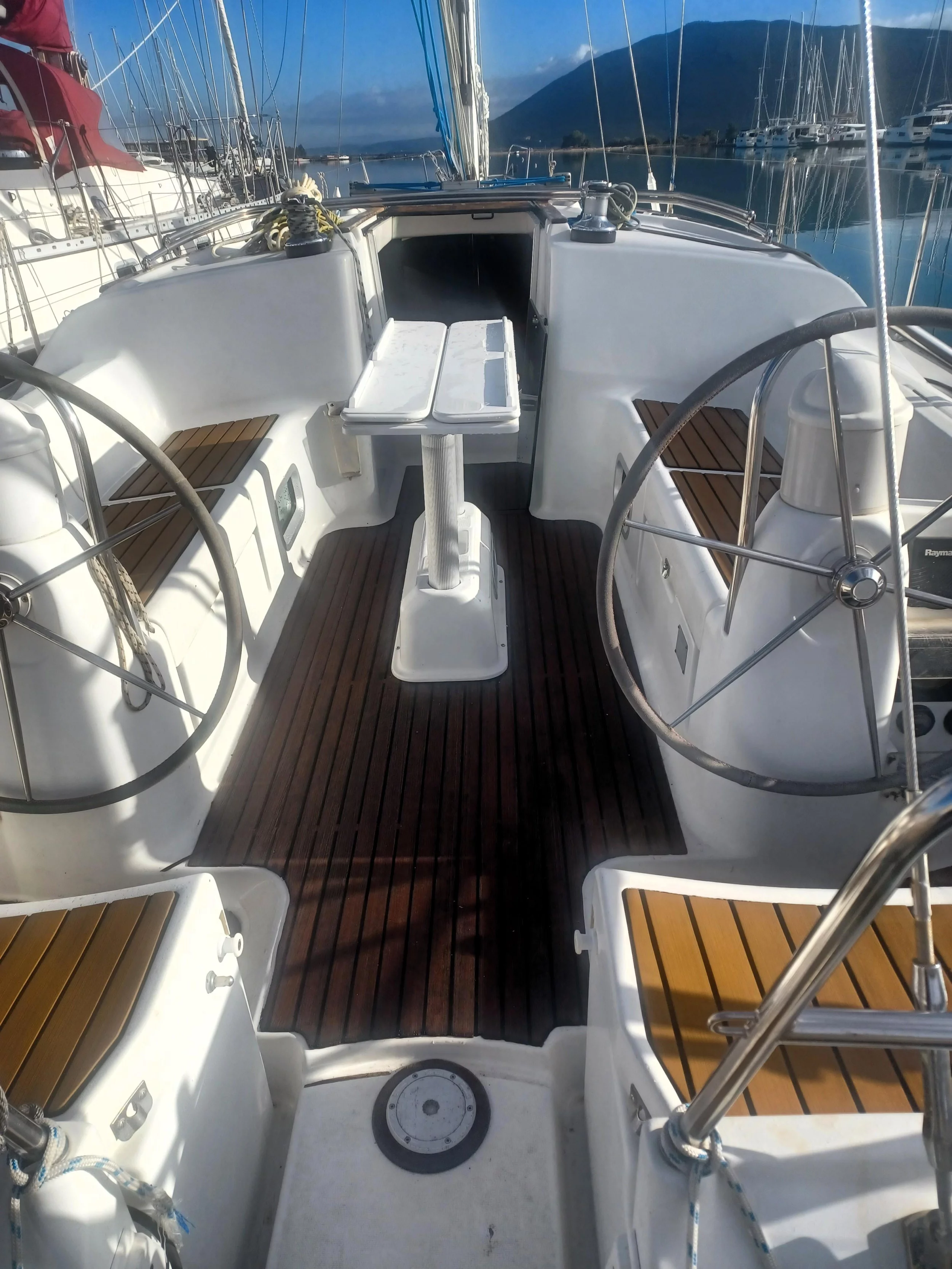 Sun Odyssey 40.3 (Evina)  - 2