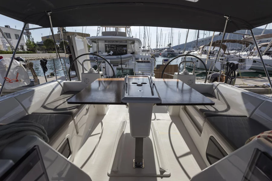 Dufour 460 (Wilma)  - 16