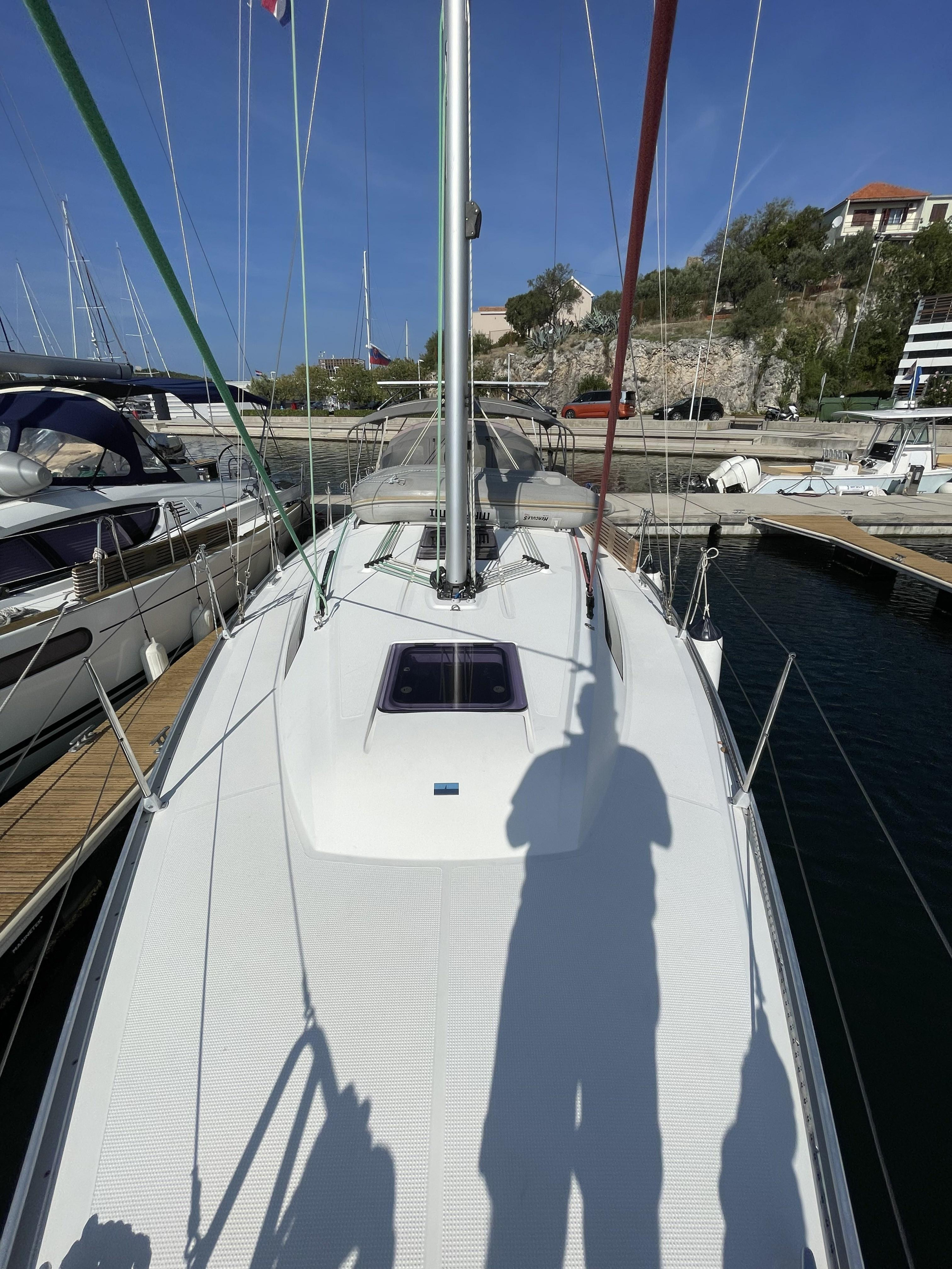 Photo #2 - Bavaria 37 (Mapalimi) in Sibenik - 3662