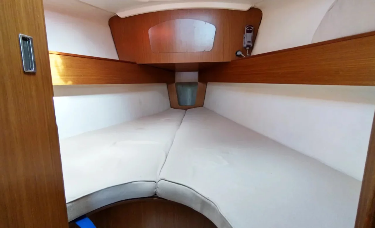 Sun Odyssey 32i (PTE) (Jami 3)  - 2