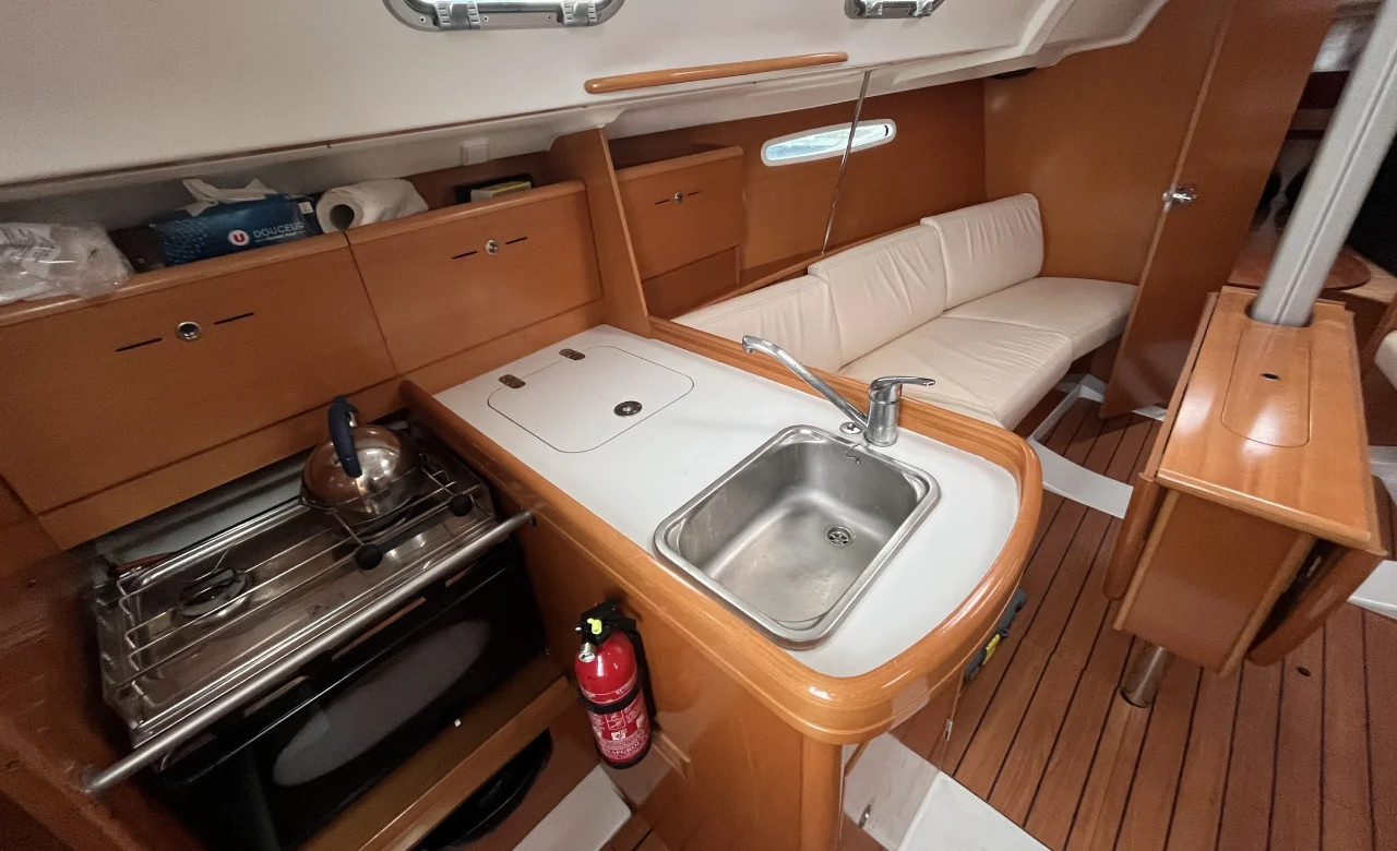 Photo #9 - First 31.7 (Tiaga) in Saint-Quay-Portrieux - 22827