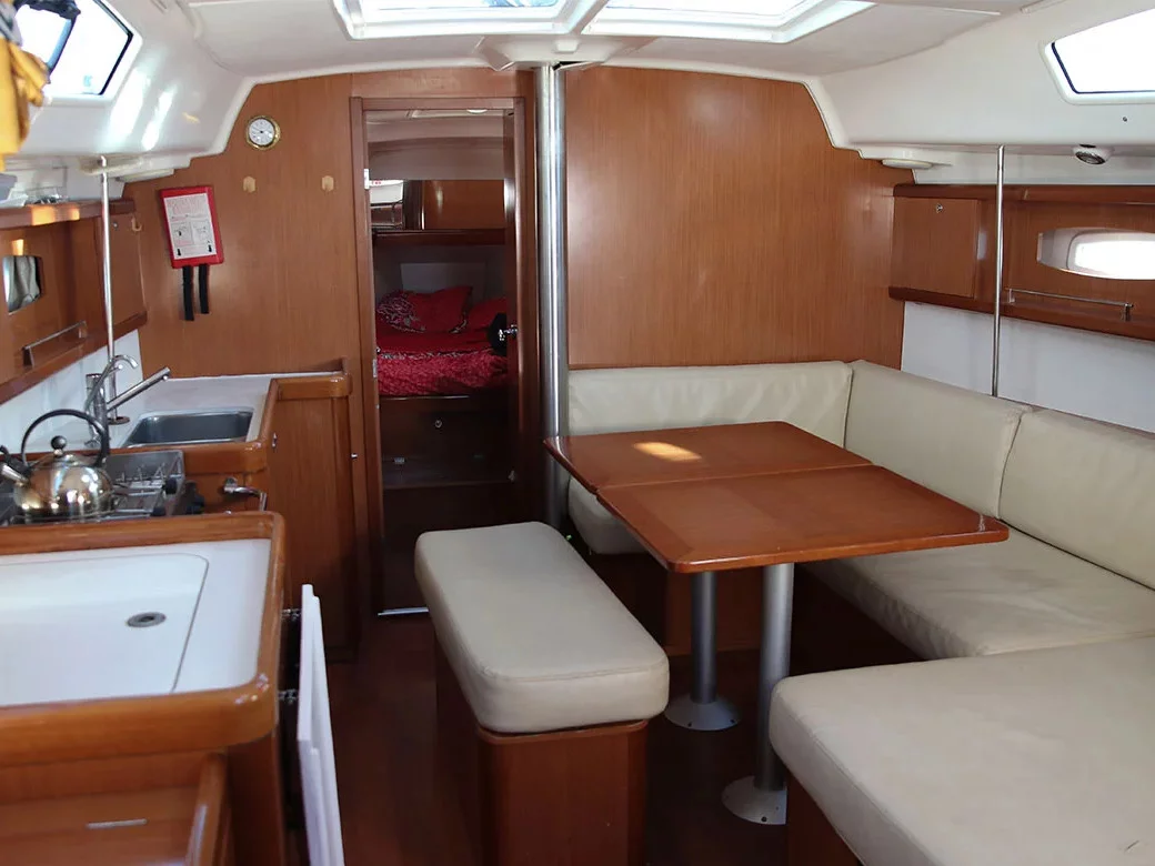 Oceanis 40 (Tizef) Interior image - 4