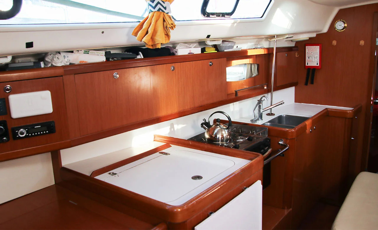 Photo #8 - Oceanis 40 (Tizef) en Saint-Quay-Portrieux - 22832
