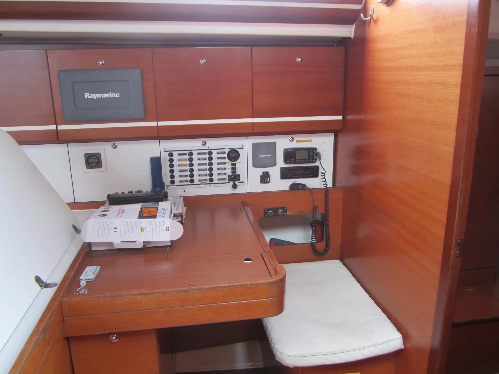 Dufour 445 "Grand Large" (Monarque)  - 6
