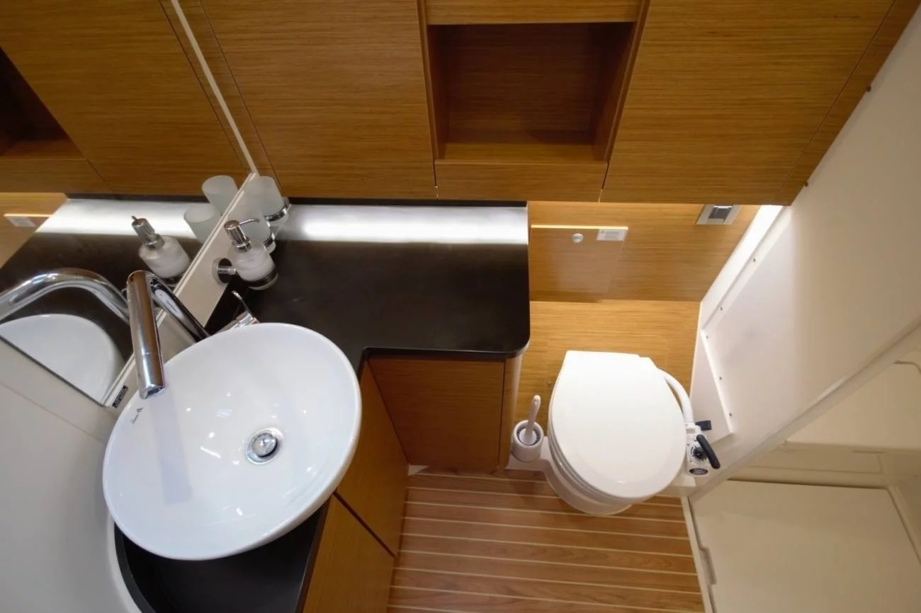 Hanse 588 (Owner's Version) (Eclipse)  - 33