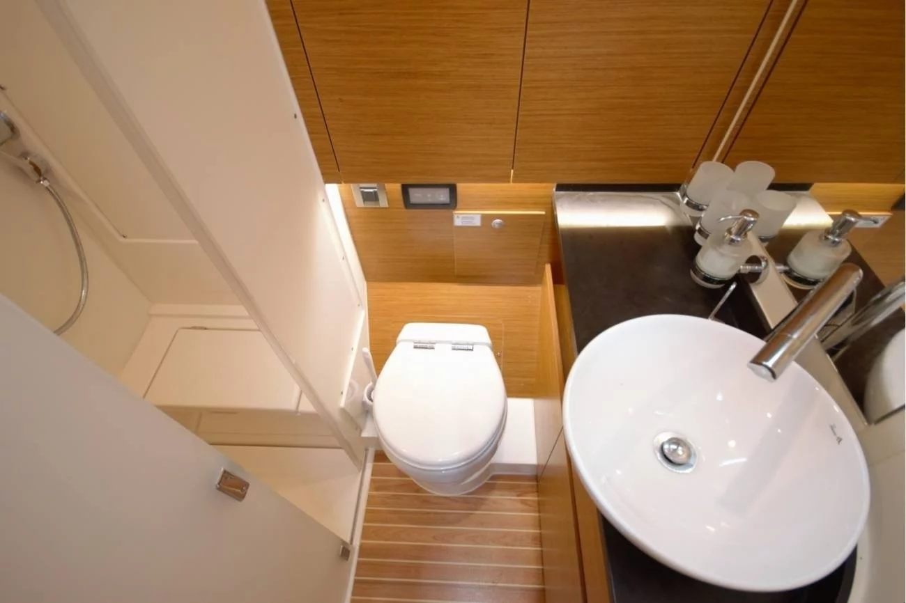 Hanse 588 (Owner's Version) (Eclipse)  - 34