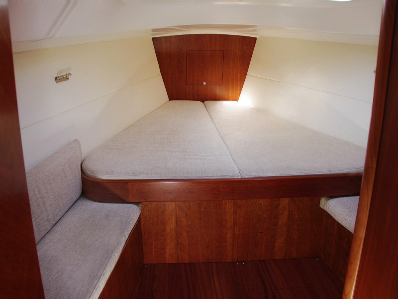 Photo #5 - EMINENCE 40 BT (WHITE DREAMS) in Sukosan - 15683