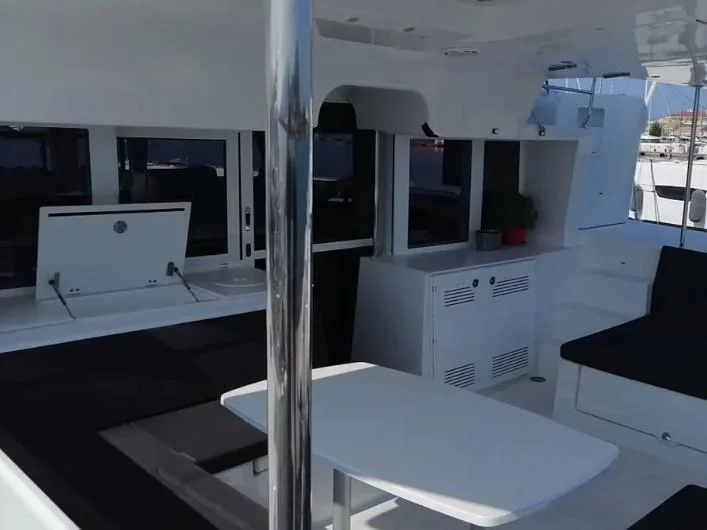 Lagoon 450 F (Endurance | watermaker) Interior image - 2
