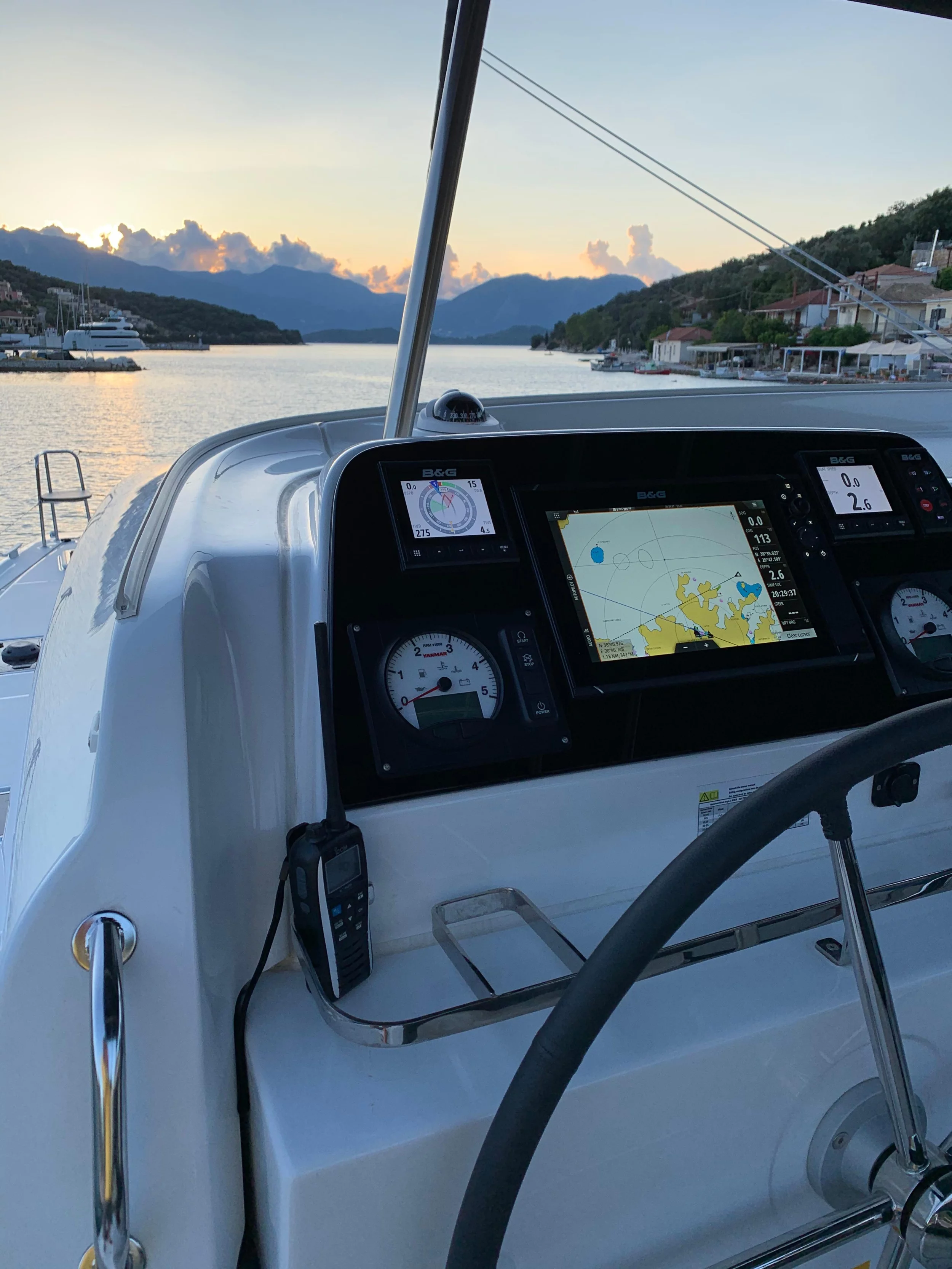 Lagoon 42 (Majorelle Blue | watermaker)  - 7