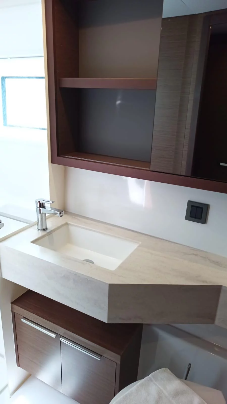 Lagoon 46 (Selene | watermaker)  - 9