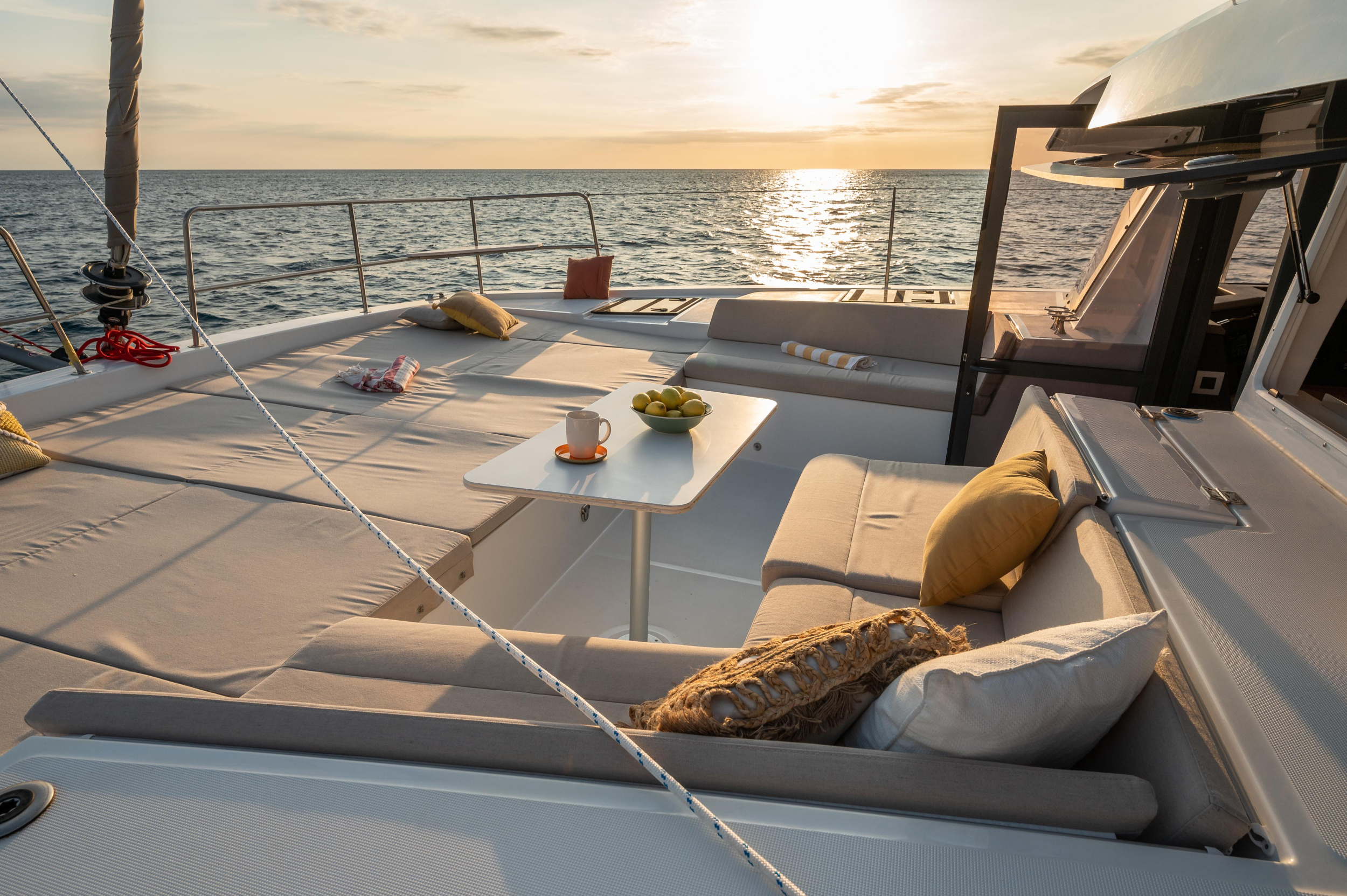 Photo #3 - Bali 4.4 (Esmeralda) in Port Pin Rolland - 22874