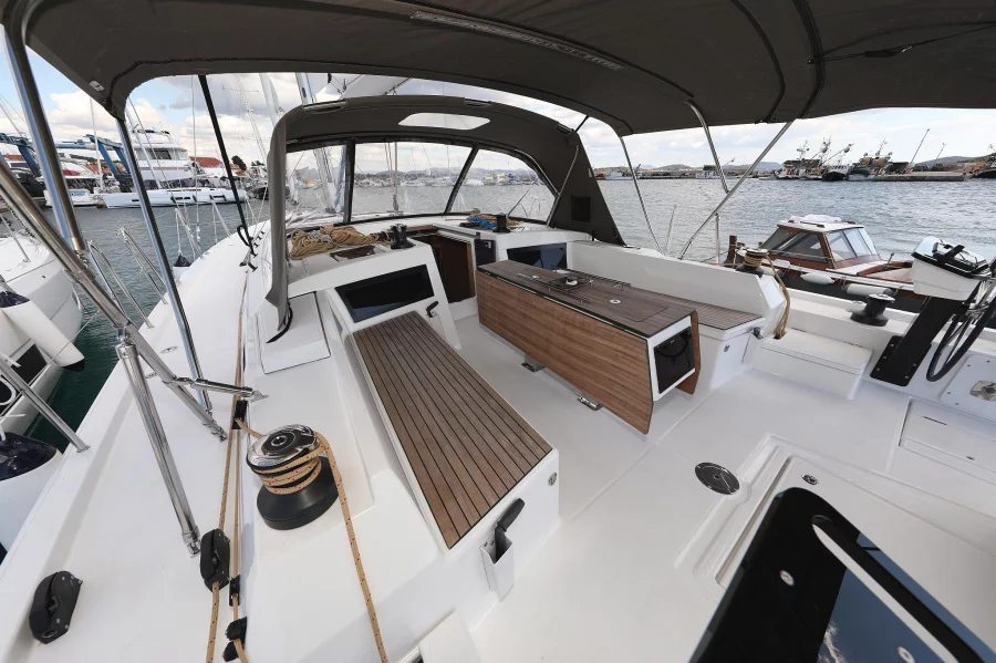 Dufour 470 - 5 cabins (Rock & Roll)  - 10