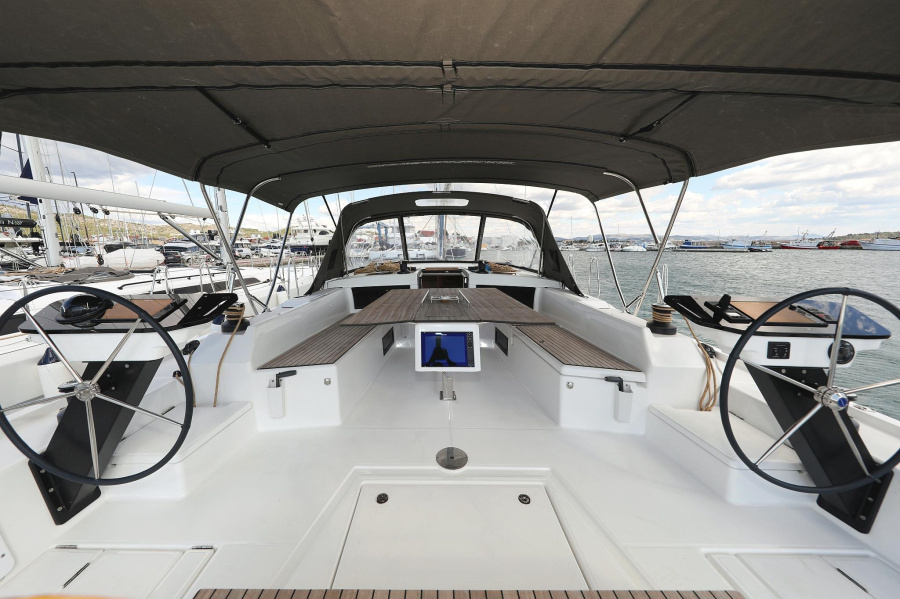 Photo #5 - Dufour 470 - 5 cabins (Rock & Roll) in Primosten - 22907