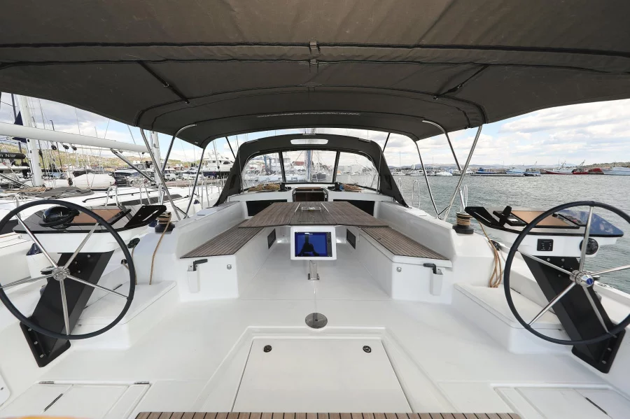 Dufour 470 - 5 cabins (Rock & Roll)  - 4