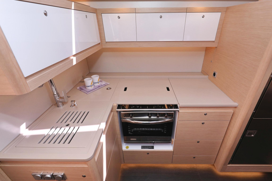 Photo #18 - Dufour 470 - 5 cabins (Rock & Roll) in Primosten - 22907