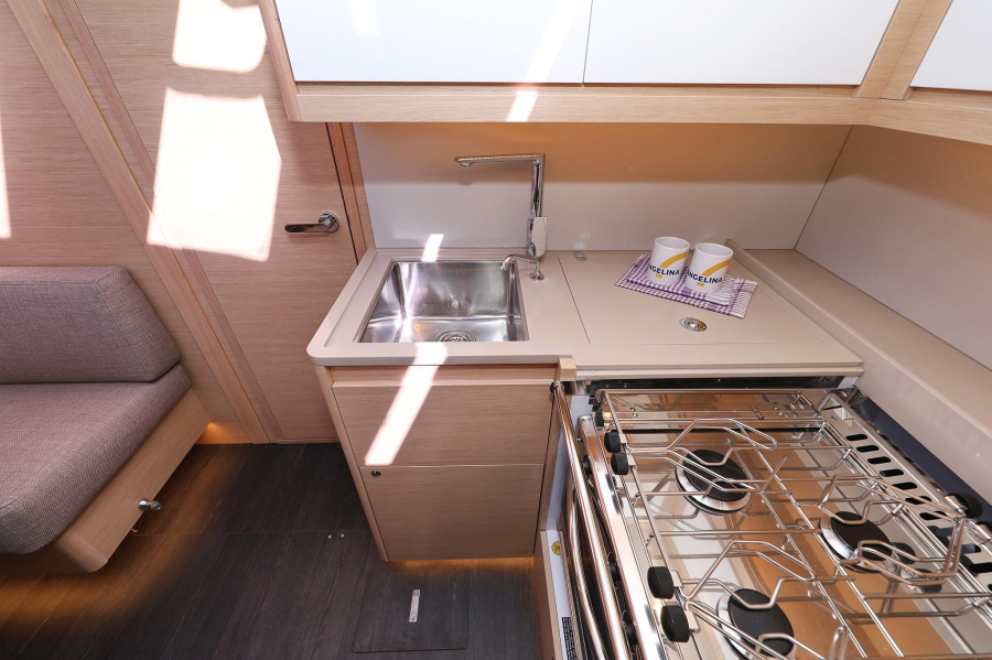 Photo #13 - Dufour 470 - 5 cabins (Rock & Roll) in Primosten - 22907