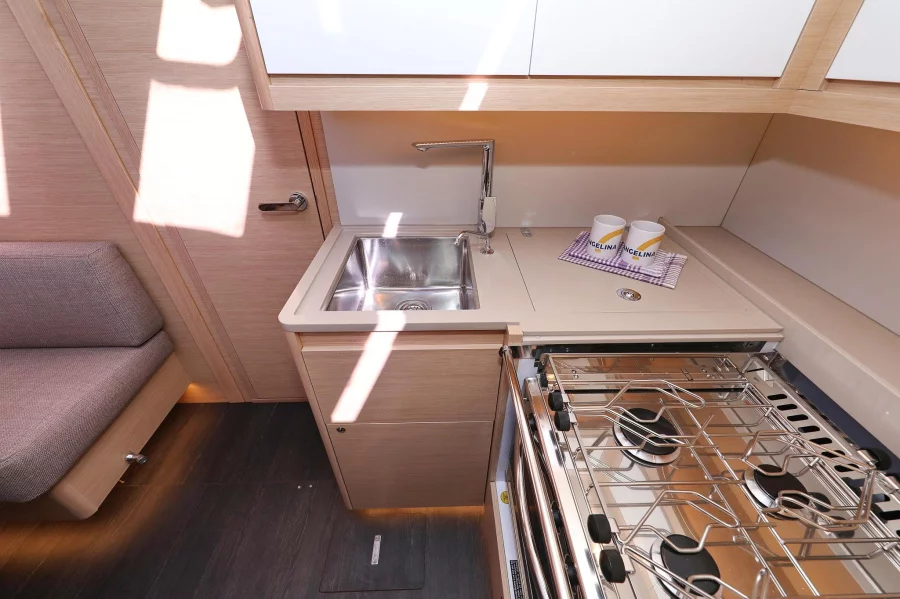 Dufour 470 - 5 cabins (Rock & Roll)  - 12